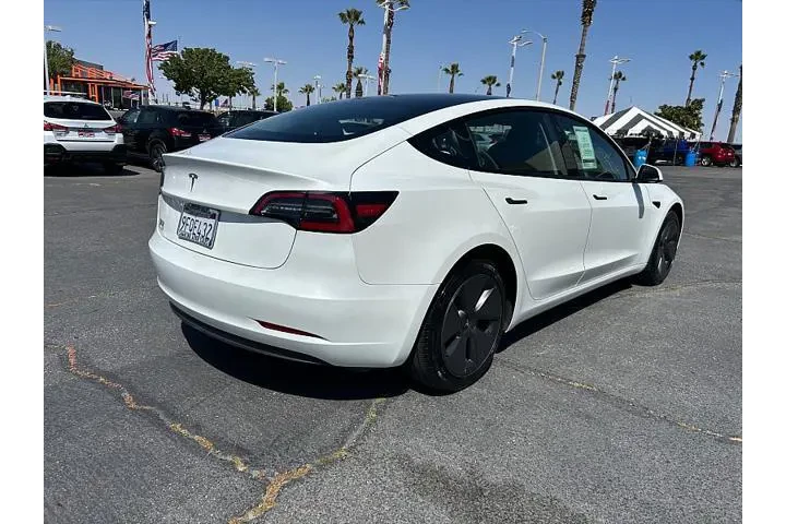 $29995 : Tesla Model 3 2023 4dr Sedan image 9