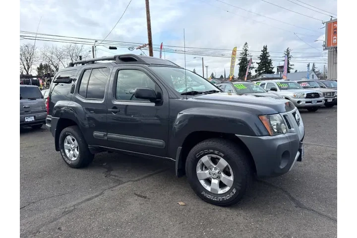 2011 Xterra S image 2