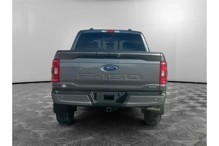 $35138 : Ford F-150 2022 4x4 XLT 4dr image 4
