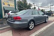 $9995 : 2014 Passat 2.0L TDI SE thumbnail