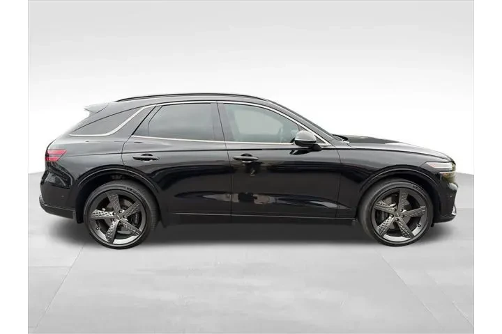 $60 : Genesis GV70 2024 AWD 2.5T S image 2
