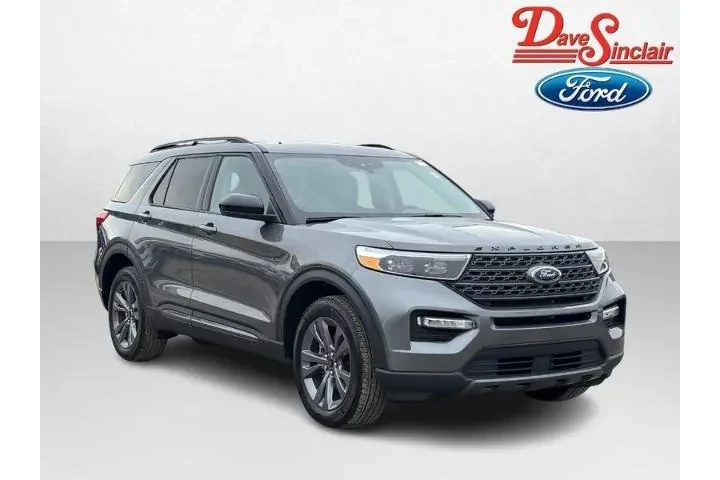 $32777 : Ford Explorer 2023 AWD XLT 4 image 4