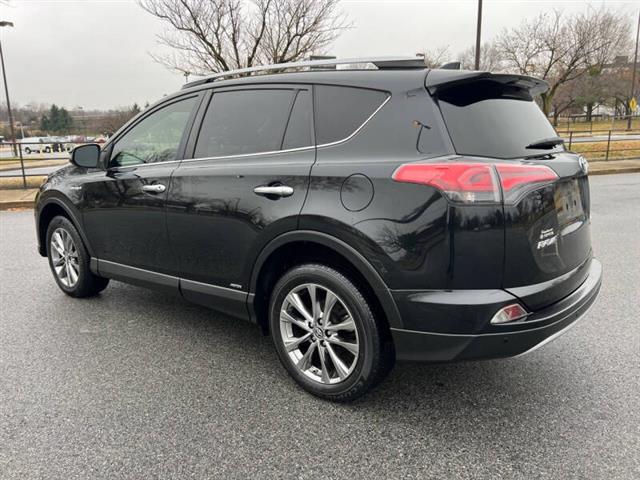 $16900 : 2017 RAV4 Hybrid Limited image 8