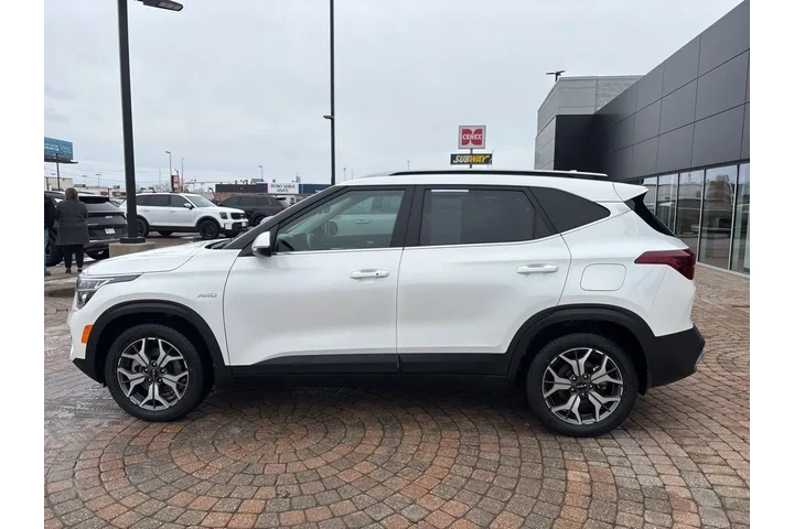 $20495 : 2023 Seltos EX image 8