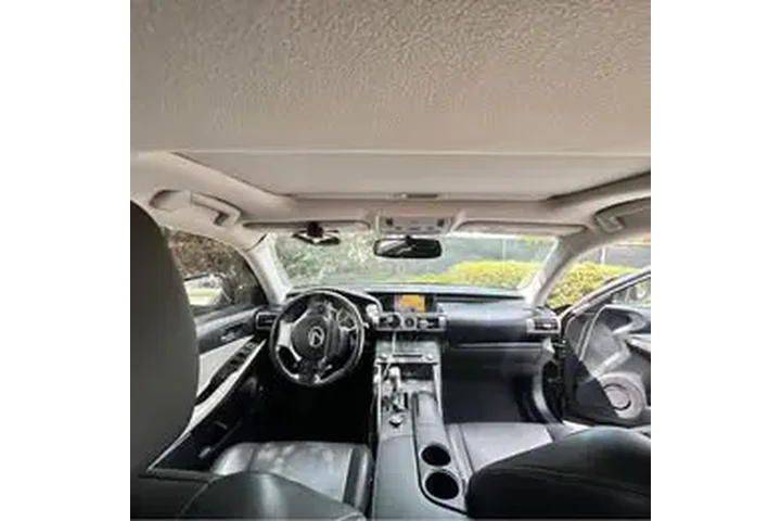 $12900 : 2015 Lexus IS250 Salvage title image 5