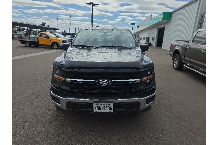 $39900 : Ford F-150 2025 4x2 XLT 4dr image 2