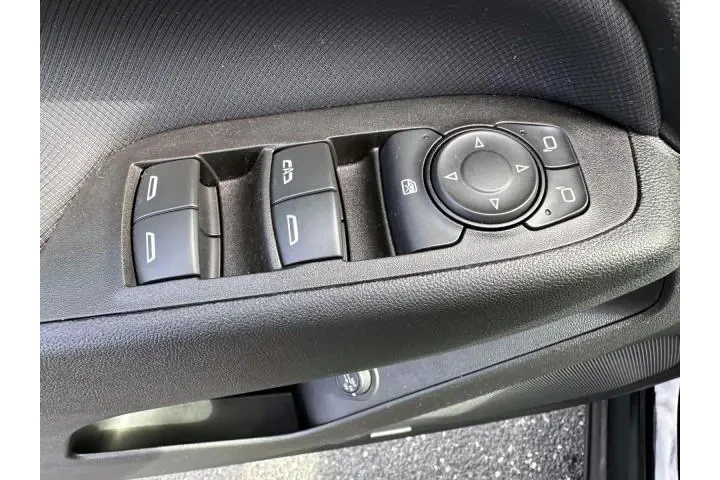 $24777 : Chevrolet Equinox 2023 4x4 R image 9