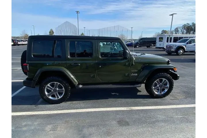 $31494 : Jeep Wrangler Unlimited 2021 image 8