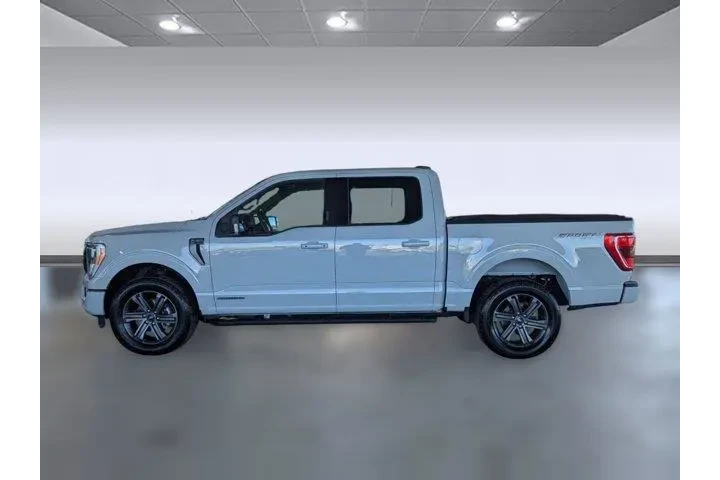 $39498 : Ford F-150 2023 4x4 XLT 4dr image 2
