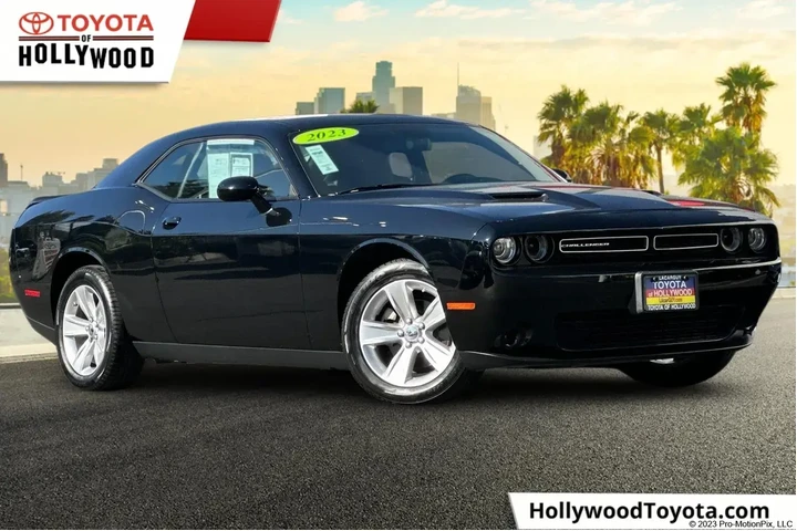 $19888 : Dodge Challenger 2023 SXT 2d image 1