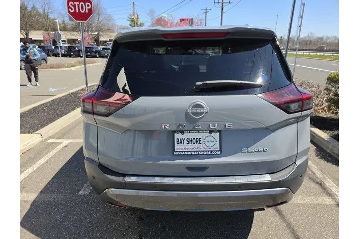 $23330 : Nissan Rogue 2023 AWD SL 4dr image 6