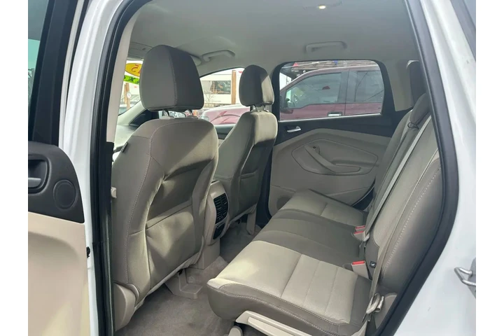 $7500 : 2015 FORD ESCAPE2015 FORD ESC image 6