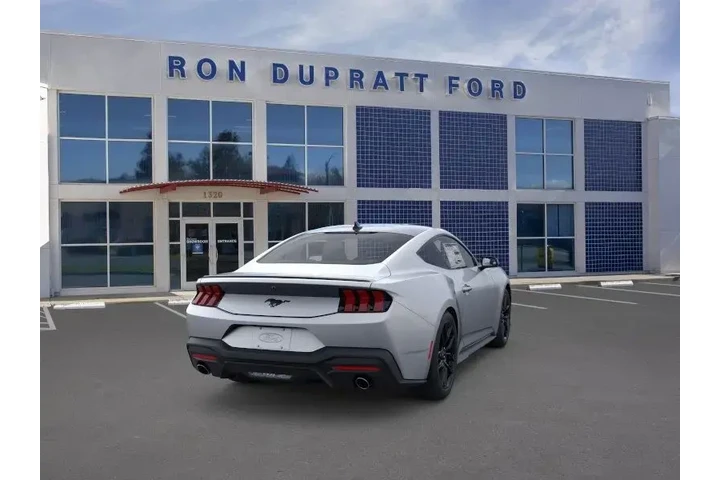 $36595 : Ford Mustang 2025 EcoBoost 2 image 9