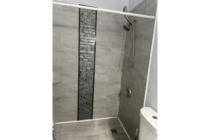 $700 : Rento cuarto persona sola image 7