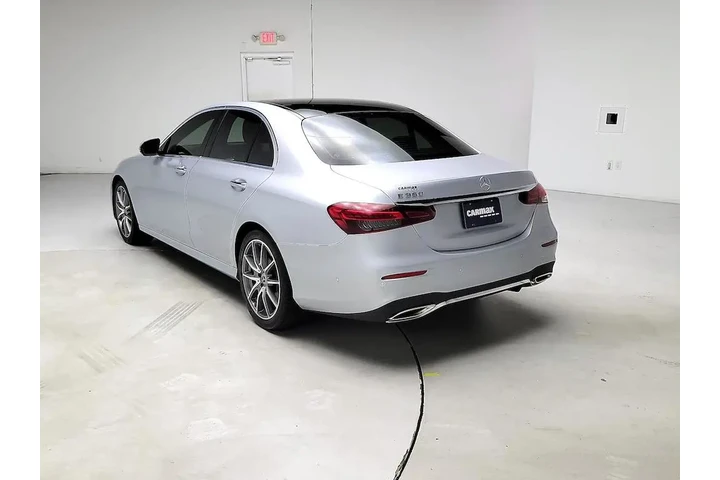 $39998 : Mercedes-Benz E-Class 2022 E image 7