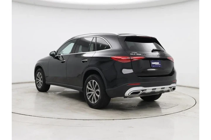 $35998 : Mercedes-Benz GLC 2024 GLC 3 image 2