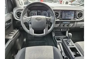 $36990 : Toyota Tacoma 2023 4x2 TRD S thumbnail