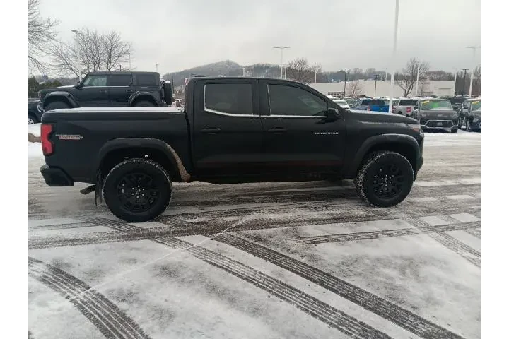 $34500 : Chevrolet Colorado 2024 4x4 image 5