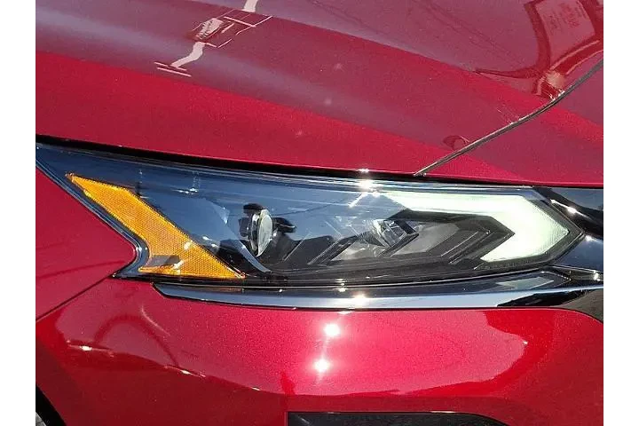 $25299 : Nissan Altima 2023 2.5 SR 4d image 9