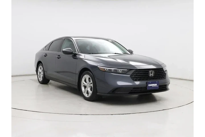 $25998 : Honda Accord 2023 LX 4dr Sed image 1