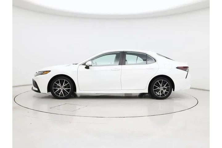 $25998 : Toyota Camry 2024 SE 4dr Sed image 3