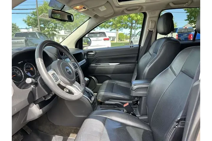 $11995 : Jeep Compass 2017 4x4 Latitu image 6