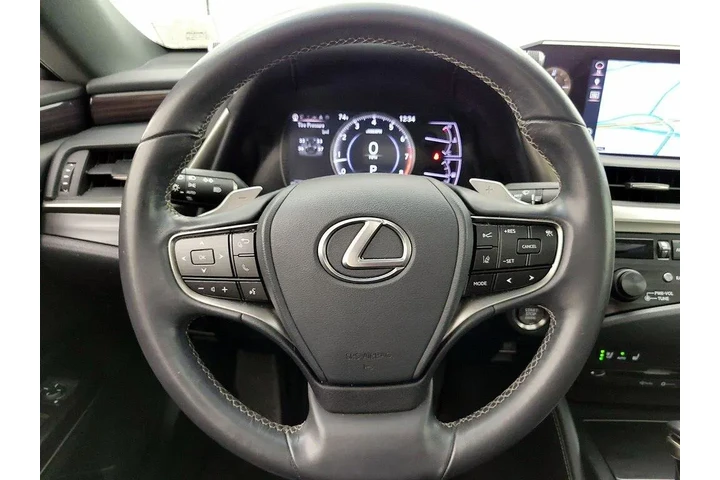 $27998 : Lexus ES 350 2019 F SPORT 4d image 10