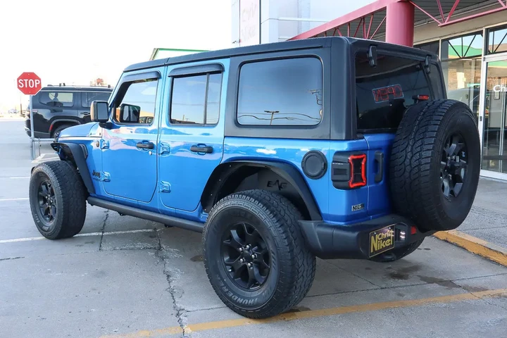 $28987 : 2021 Wrangler Unlimited Willy image 6