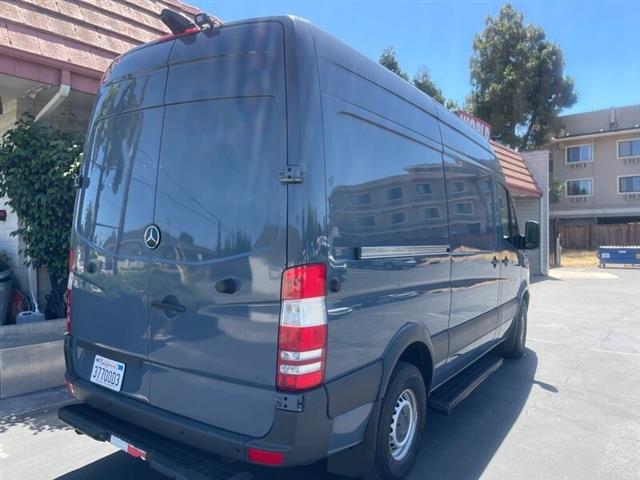 $28950 : 2018 Sprinter Worker 2500 Car image 10