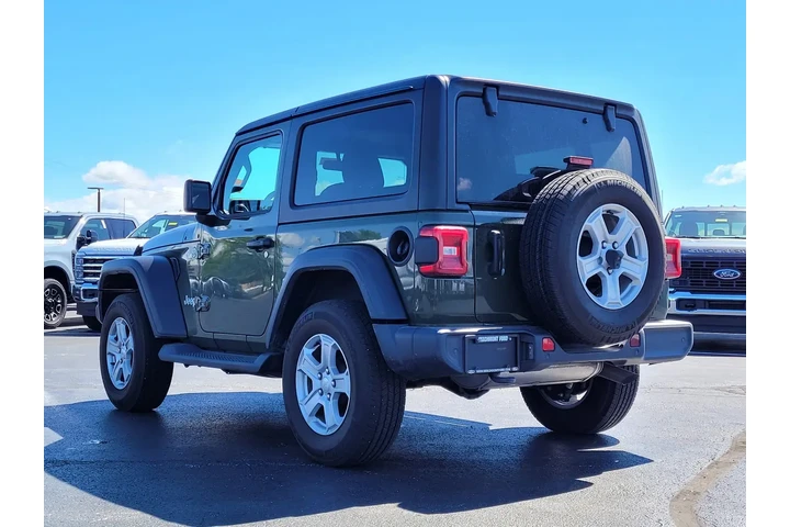 $26476 : Jeep Wrangler 2021 4x4 Sport image 6