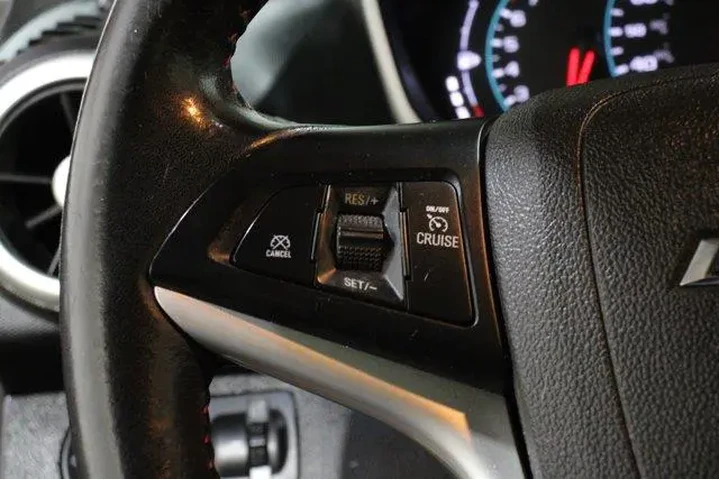 $13998 : Chevrolet Sonic 2020 LT 4dr image 9