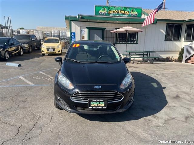 $11998 : 2019 Fiesta SE Hatchback image 2