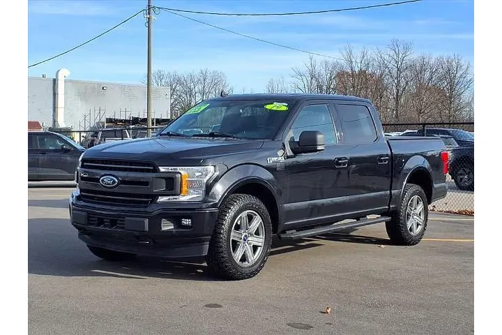 $29988 : Ford F-150 2019 4x4 XLT 4dr image 1