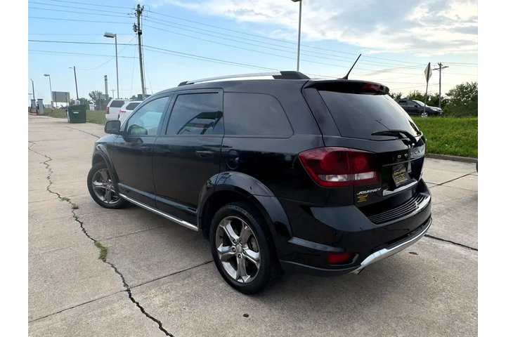 $6999 : 2017 Journey Crossroad FWD image 6