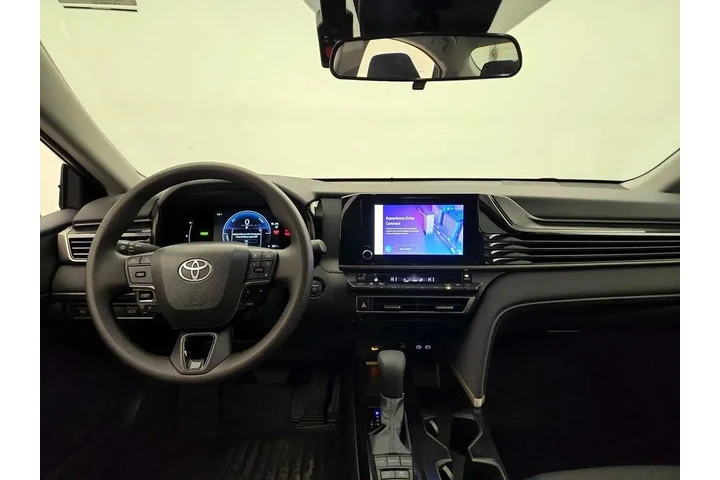 $28998 : Toyota Camry 2025 LE 4dr Sed image 8