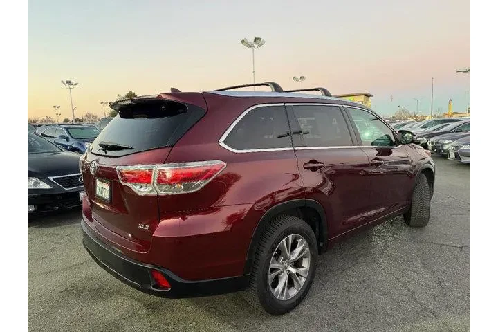 $19995 : Toyota Highlander 2015 XLE 4 image 7