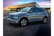$14799 : Hyundai VENUE 2024 SEL 4dr C thumbnail
