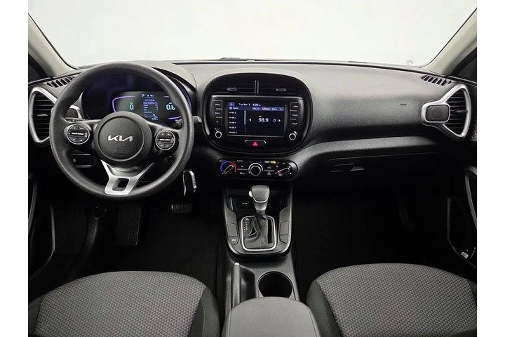 $15998 : Kia Soul 2023 LX 4dr Crossov image 9