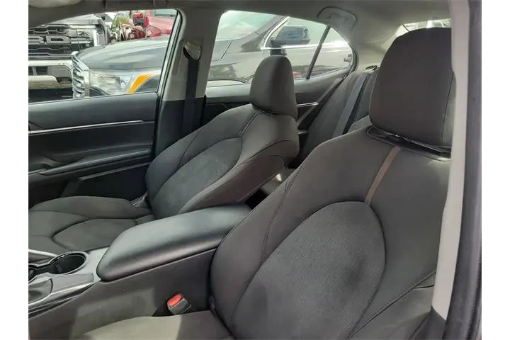 $11490 : Toyota Camry 2020 LE 4dr Sed image 9