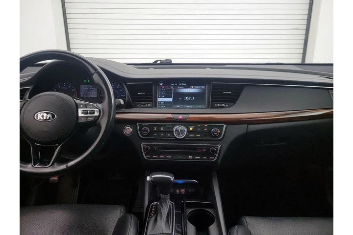 $12998 : Kia Cadenza 2017 Premium 4dr image 9