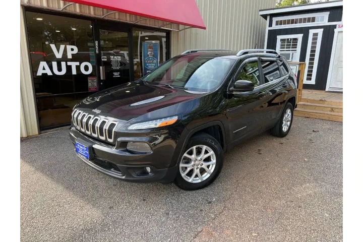 $8999 : 2014 Cherokee Latitude image 1