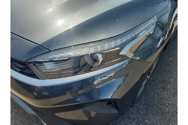 $20691 : Kia Forte 2023 LX 4dr Sedan image 6