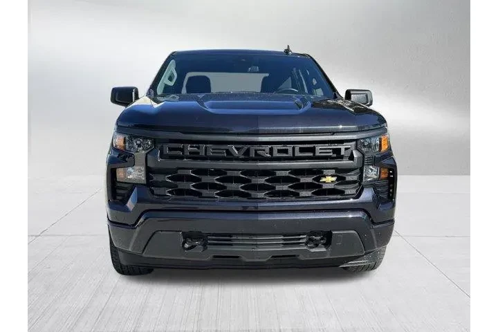 $31996 : Chevrolet Silverado 1500 202 image 2