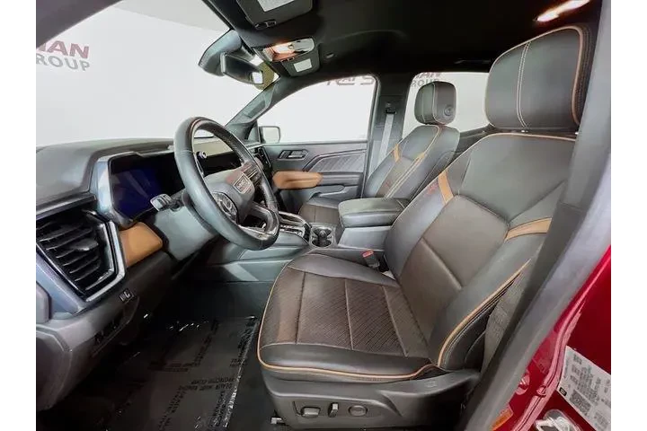 $39975 : GMC Canyon 2023 4x4 AT4 4dr image 10