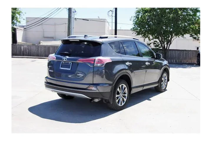 $23250 : Toyota RAV4 2018 Limited 4dr image 4