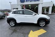 $17875 : PRE-OWNED 2022 HYUNDAI KONA SE thumbnail