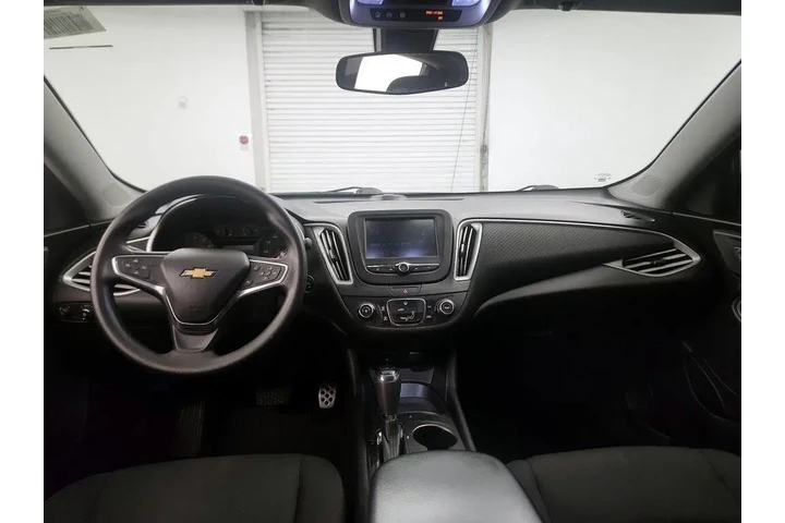 $13998 : Chevrolet Malibu 2017 LS 4dr image 9