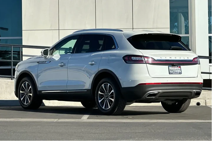 $36900 : Lincoln Nautilus 2023 Reserv image 5