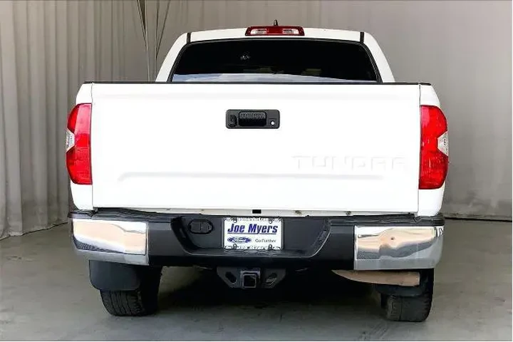 $27991 : Toyota Tundra 2021 4x2 SR5 4 image 4