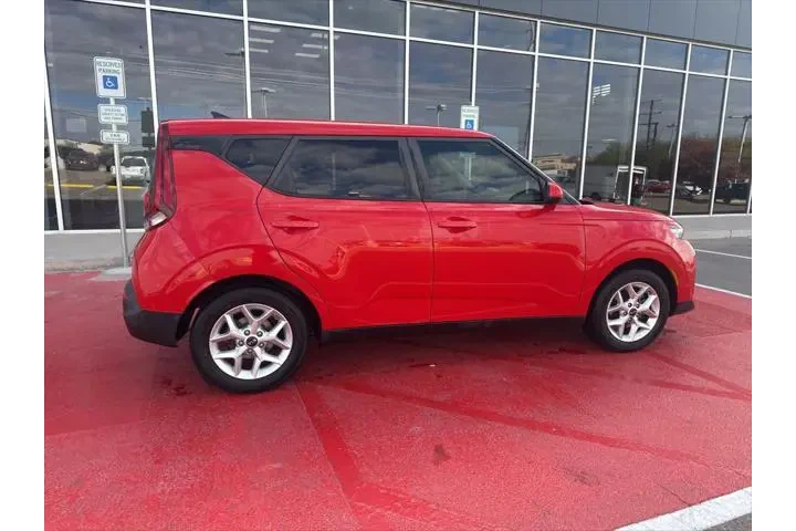 $15491 : Kia Soul 2020 S 4dr Crossove image 6